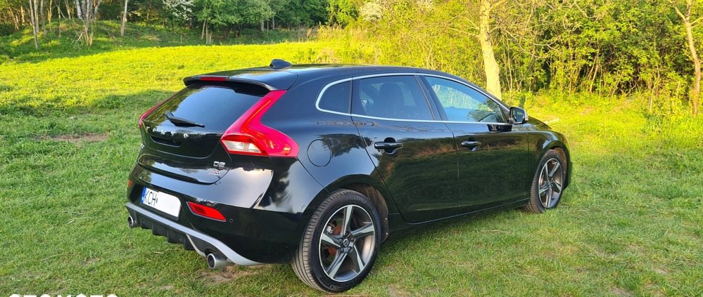 Volvo V40 cena 44900 przebieg: 229000, rok produkcji 2015 z Nowy Dwór Gdański małe 742